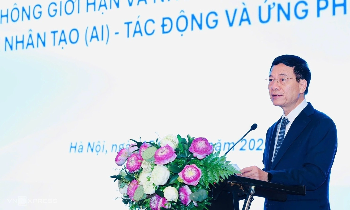 20 'AI phải trở thành hạ tầng quốc gia như điện, Internet'